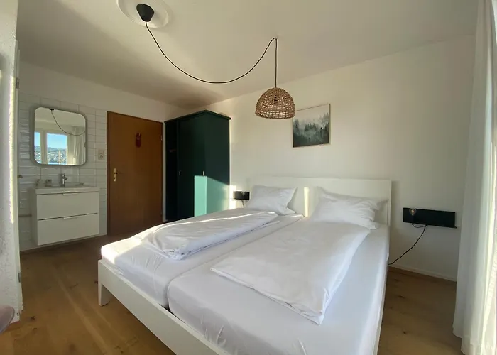 Seehaus * Bodman-Ludwigshafen